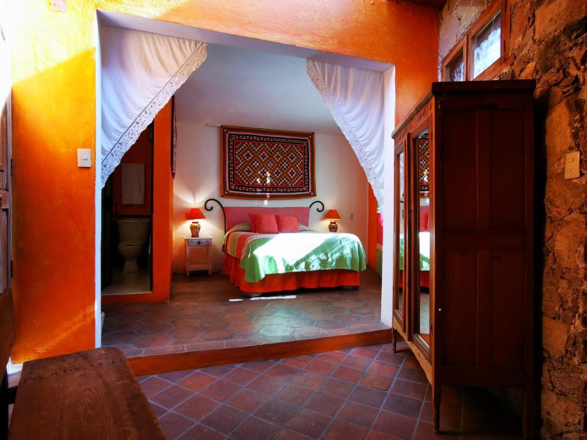 Casa De Los Espiritus Alegres By Rotamundos グアナファト 部屋 写真